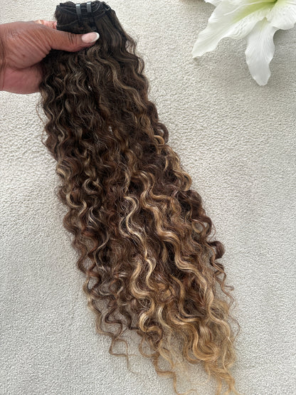 Burmese curly extensions - Caramel swirl